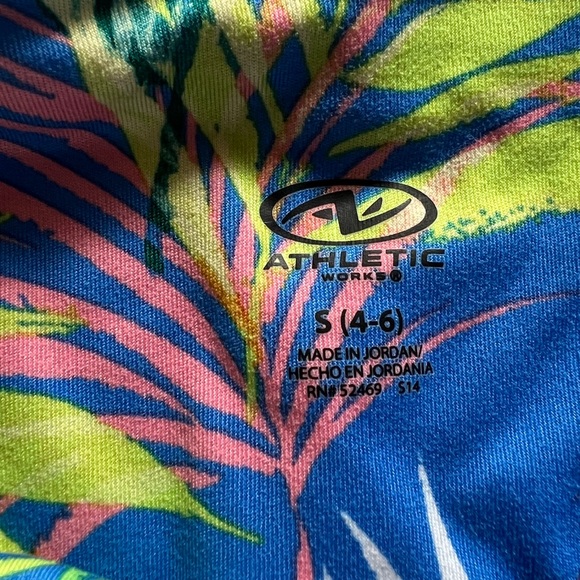 Athletic Works : tropical print bike shorts - Picture 5 of 8